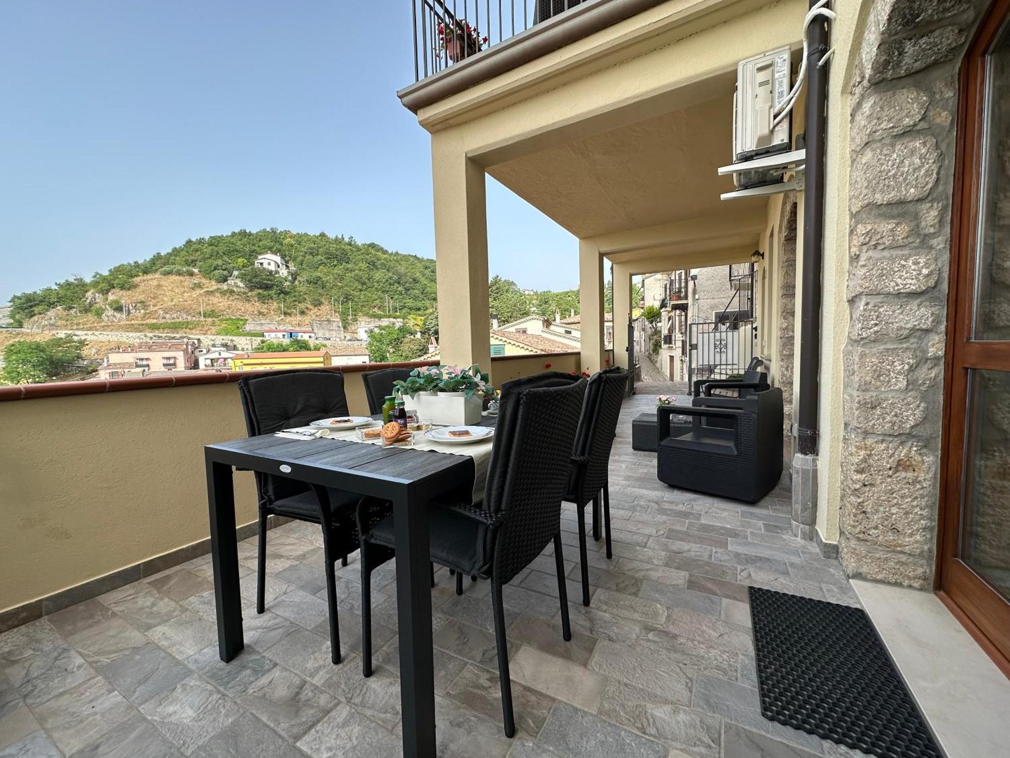 Nonna Felicia B&B Muro Lucano Luaran gambar